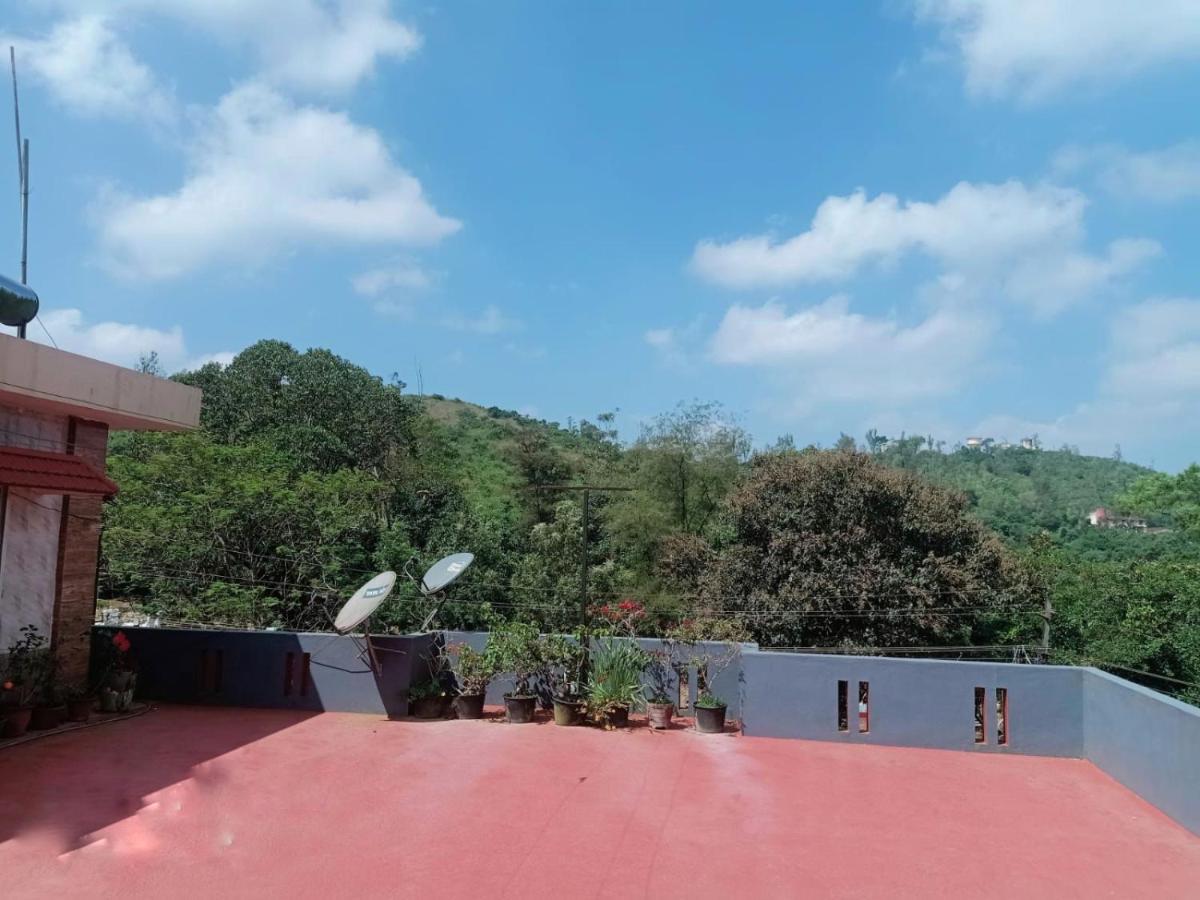 Krupa Homestay มาดิเครี ภายนอก รูปภาพ