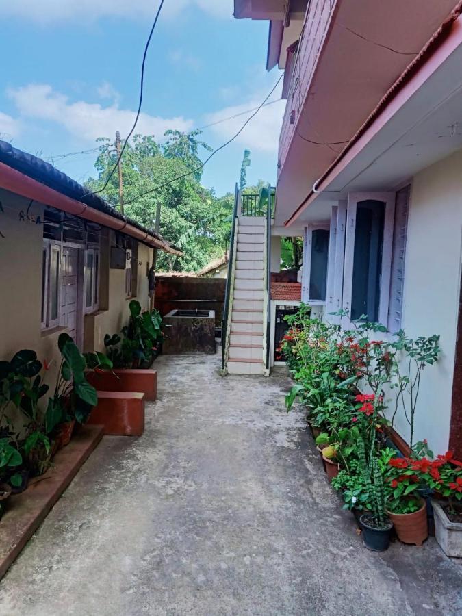 Krupa Homestay มาดิเครี ภายนอก รูปภาพ