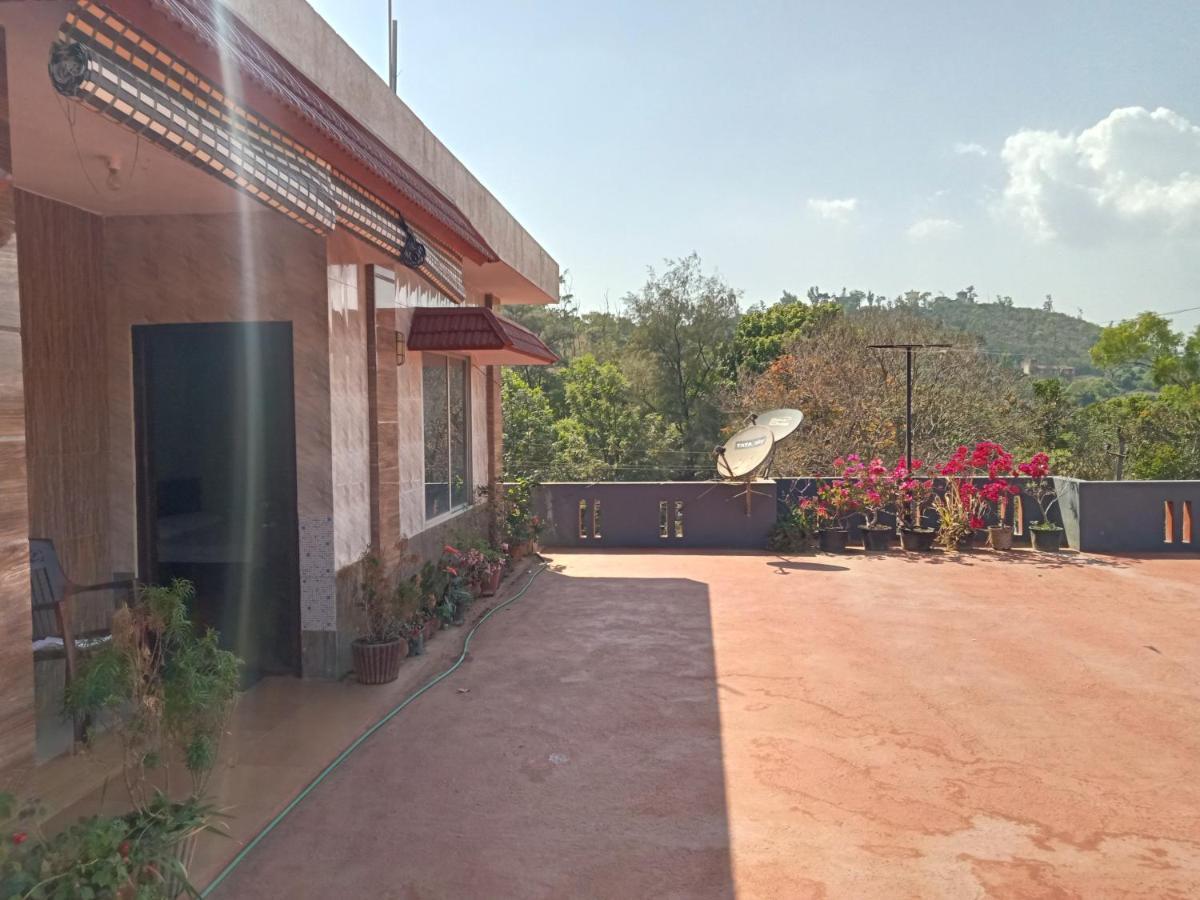 Krupa Homestay มาดิเครี ภายนอก รูปภาพ