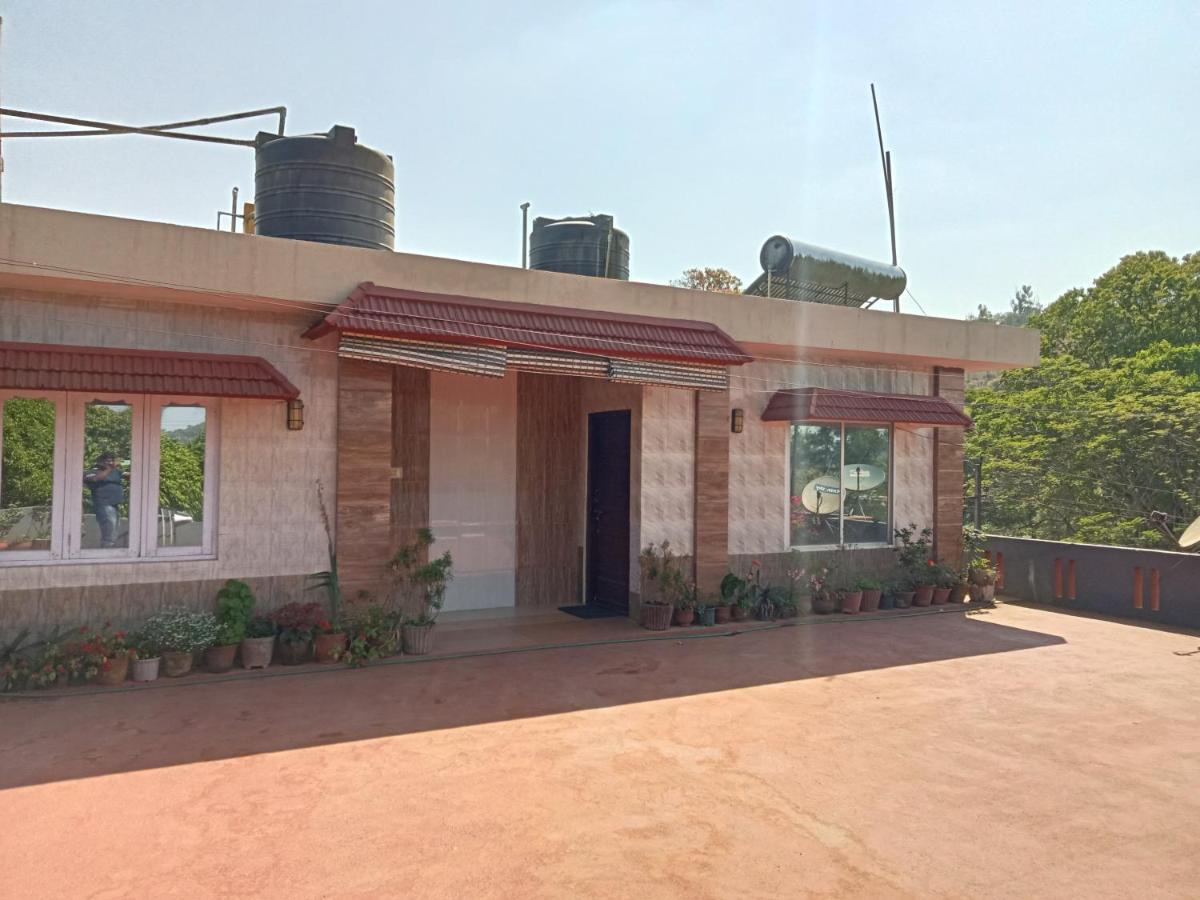 Krupa Homestay มาดิเครี ภายนอก รูปภาพ